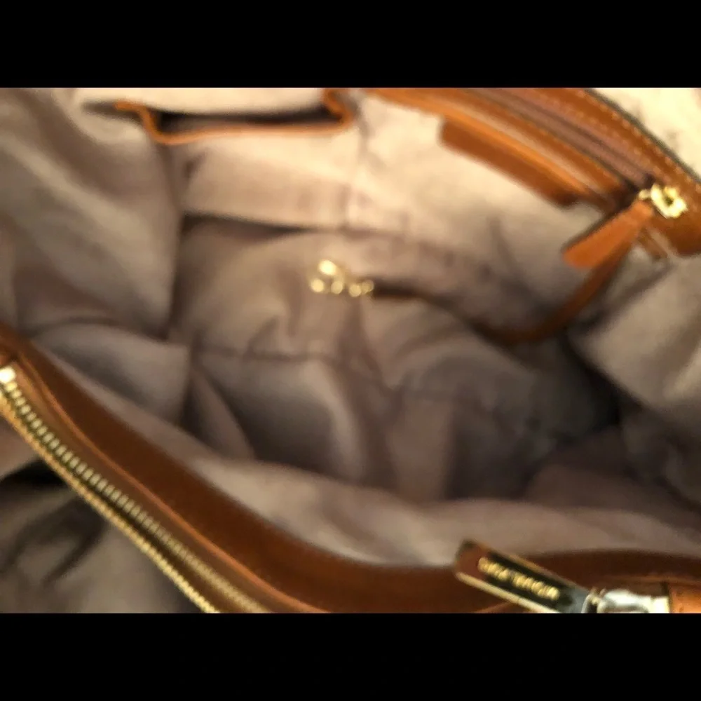 Micheal Kors large Ivory classic monogram bag gold & tortoise handles